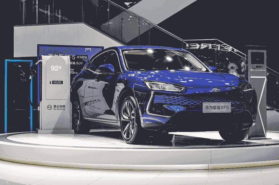 成都車展人氣王？賽力斯華為智選SF5竟如此出眾